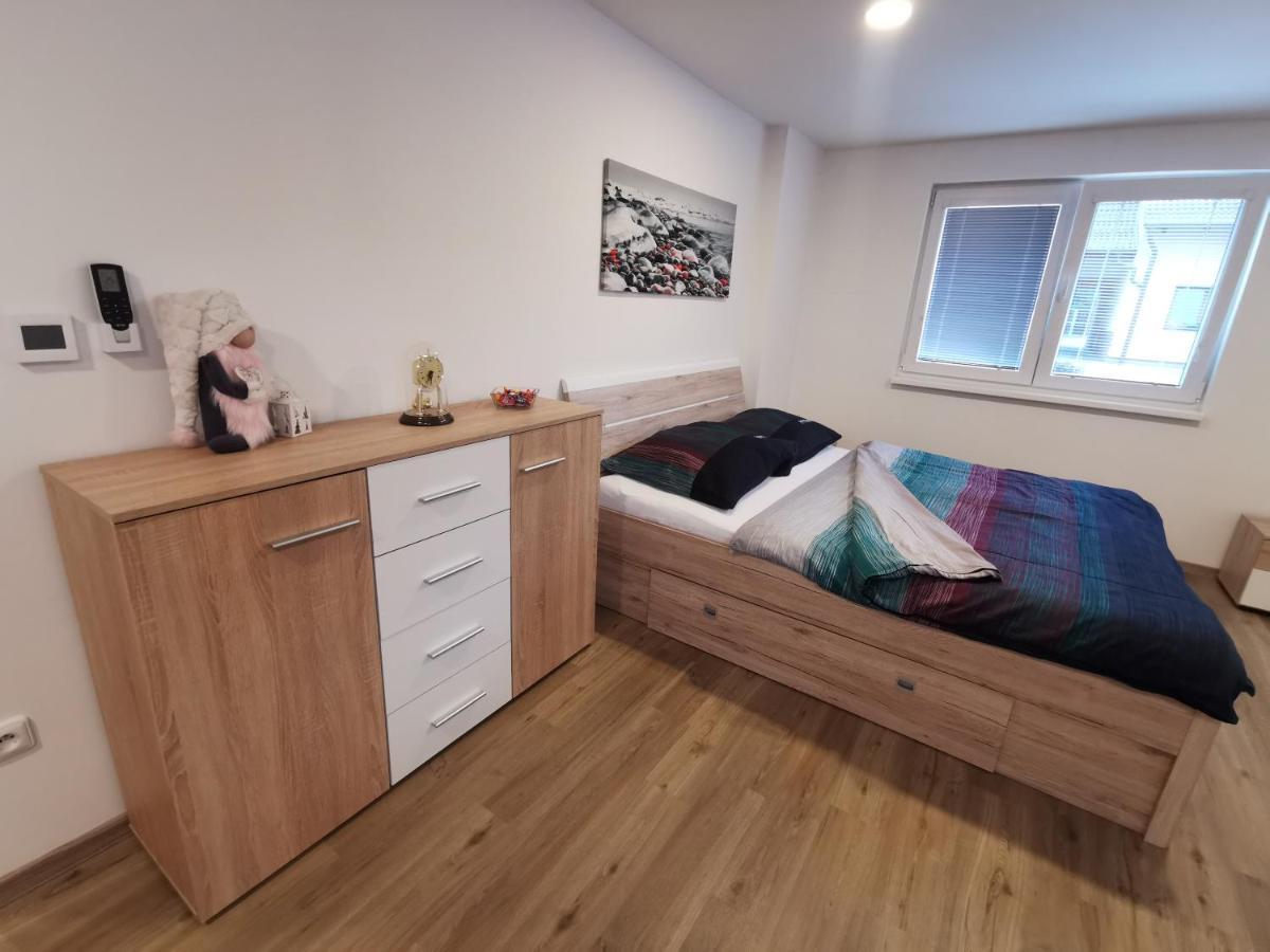 Apartmany Svitkov 79 파르두비체 외부 사진