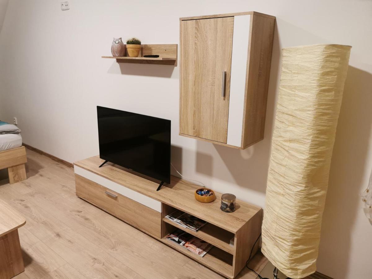 Apartmany Svitkov 79 파르두비체 외부 사진