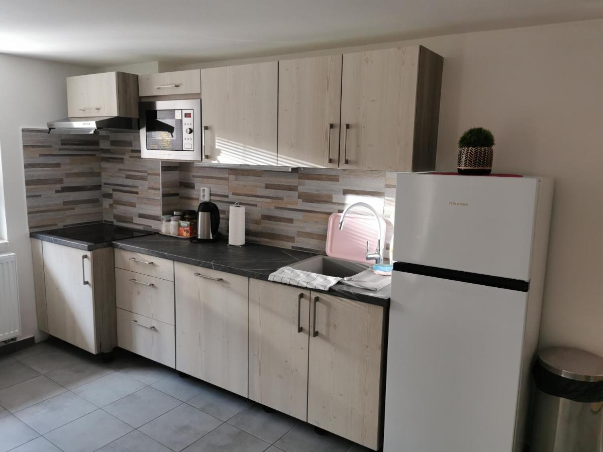 Apartmany Svitkov 79 파르두비체 외부 사진